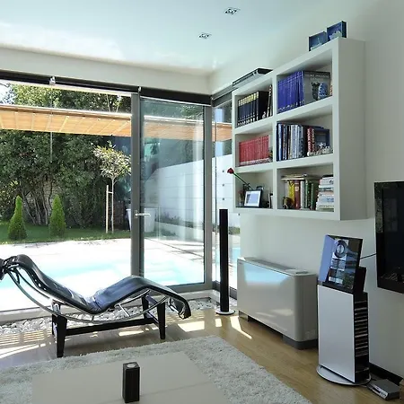Luxury White Split