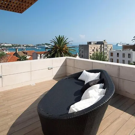 Vila Luxury White *