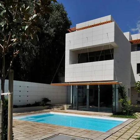 Luxury White * Split